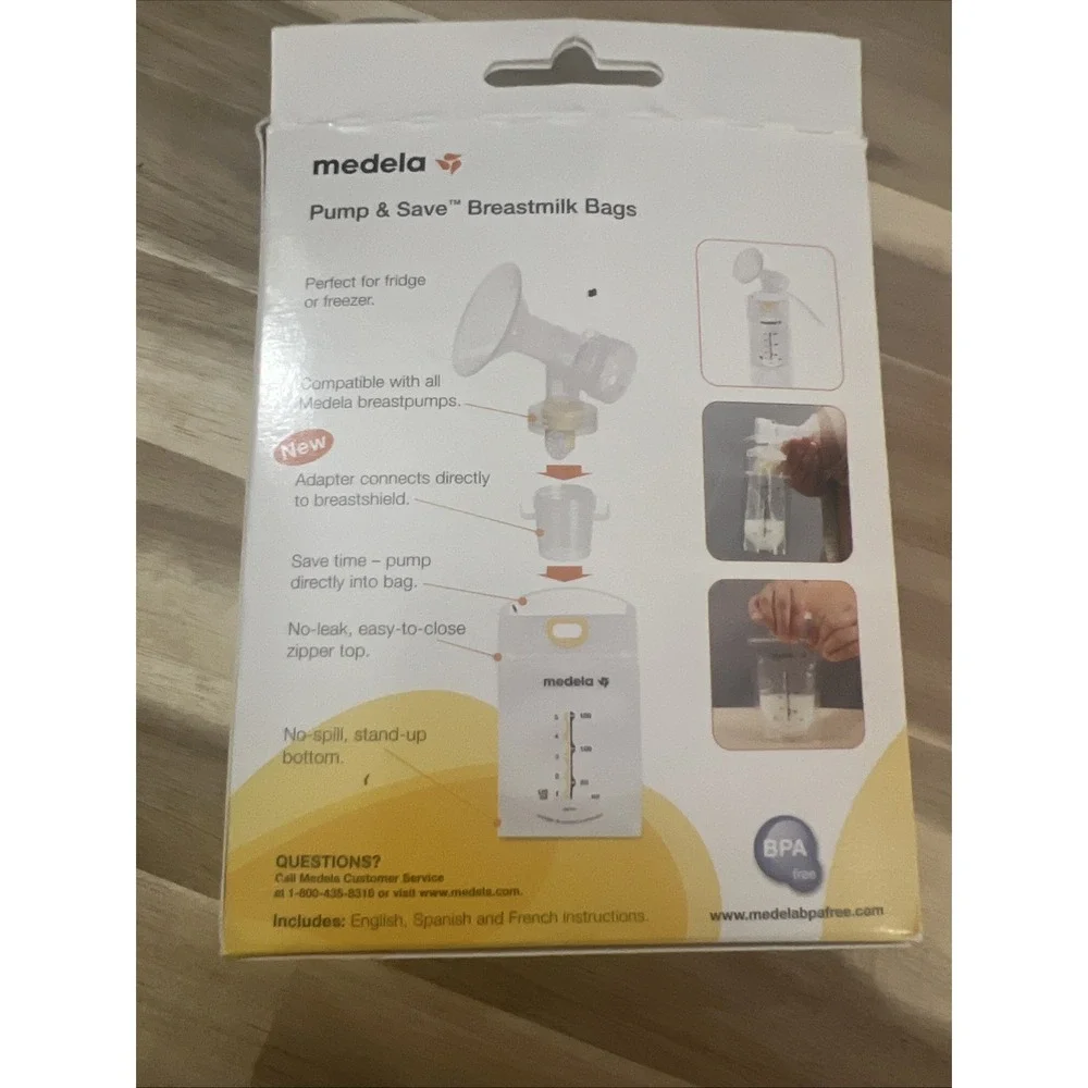 Medela Pump & Save Breastmilk Bags, 20 Count and 2 Adapters BPA FREE  New in Box